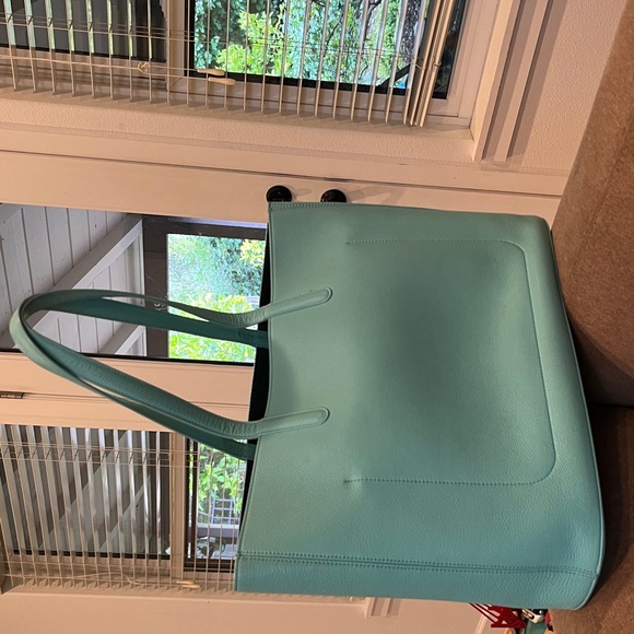 🩵Tiffany & Co Purse and Matching Wristlet🩵 - Picture 11 of 16